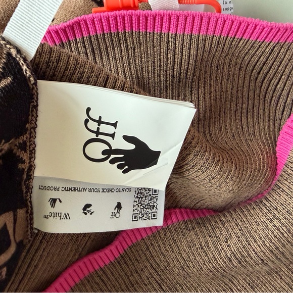 OFF-WHITE MONOGRAM TOP - Picture 5 of 6